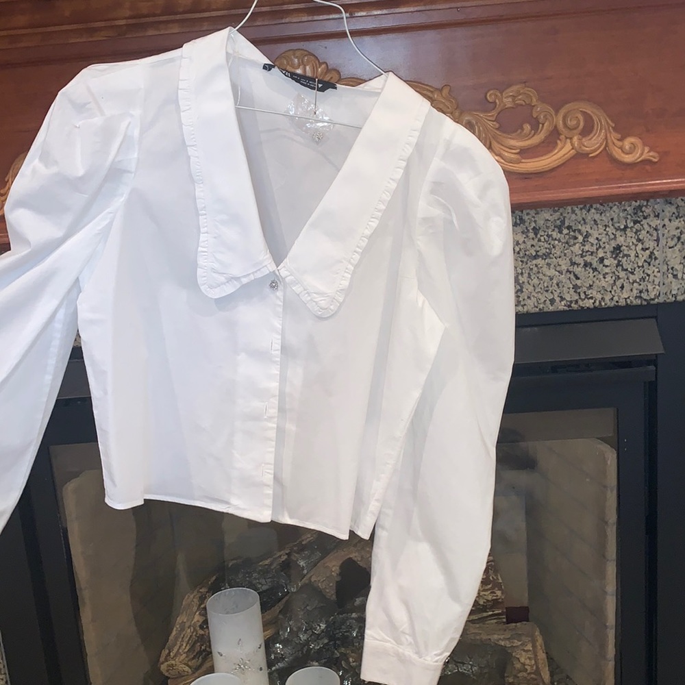Zara Women’s White Princess Cut Blouse. Size S. Never Worn